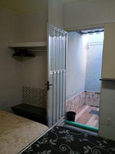 Casa Hum com cozinha americana