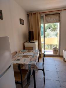 Studio vue sur parc Charles de Gaulle