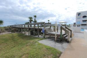 Oceanfront 2br2b, Ocean Views, Heated Pool, Spa