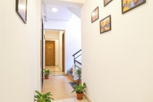 FabHotel Saffron Inn I - Nr Darshan Museum