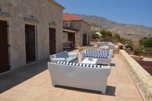 Villa Blu Majestic beach villa Halki-Island Greece