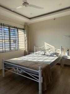 Bela D Casa - 3BHK overlooking mountains and city