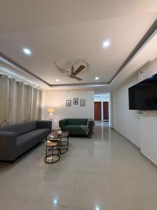 Bela D Casa - 3BHK overlooking mountains and city