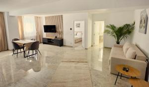 HOTEL APARTS by RALEX