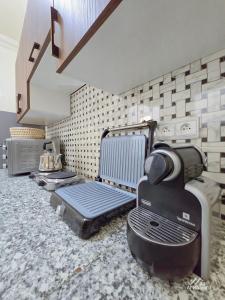 Studio élégant et entièrement équipé - À seulement 5 minutes à pied de la plage - Connexion WiFi haut débit et accès Netflix pour vos moments de détente