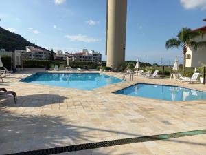 2 dormitórios beira mar praia Ingleses