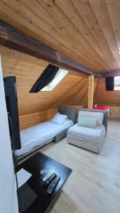 Attic Loft with rooftop terrace!