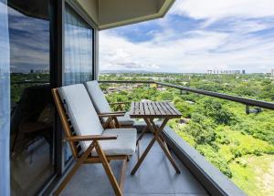 Dominiks Green Heaven Epic Ocean View Tambuli Pool