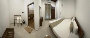 Theon J Resort