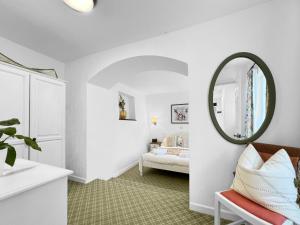 Old Coach House Ellicombe