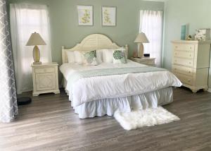 Heated Saltwater Pool