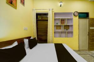 Hotel O Krishna Palace