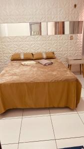 Apartamento em zona nobre com três quartos, sendo um suíte