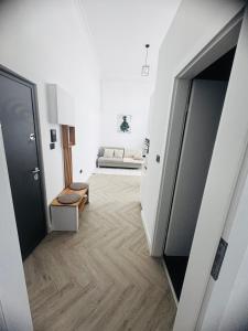 Coloana Park apartments