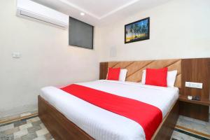 Hotel O Amaze Inn Indo Pak Bus Stand