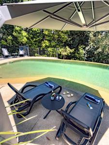 Coolum Beachfront Luxury for Family and Friends
