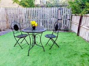 Thornton Road Lodge -Room 1