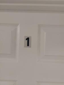 Thornton Road Lodge -Room 1