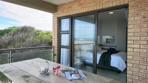 Paradise Beachfront Apartment