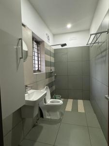 Honeyrock Farm Resort by Skybz