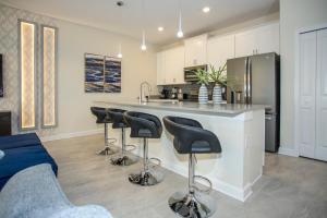 Kissimmee Villa Spacious 4BR Home Near Disney Parks