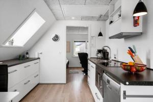 8812-Hvide-Sande-Vesterhavsvej-3-1-sal