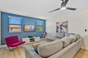 Luxury 6-Bedroom Villa with Private Pool & near Disney