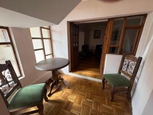 Casa independiente con 4 dormitorios