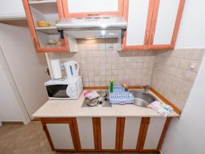 Apartments Scerbe Gordana & Miljenko Rab - Studio Apartment with Terrace 4
