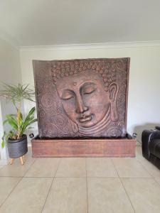 4 bed House next to Lake Richmond close to beach