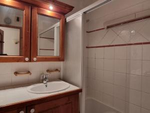 Duplex cosy 4 pièces avec accès piscine et parking, pied des pistes - FR-1-181-2870