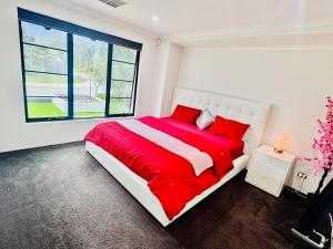 Modern King Suite on Swan Valley Doorstep