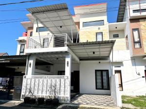 MP Villa Palmiers B3 Malang