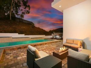 Hollywood Hills Luxury Mansion with Pool & Views