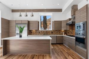 Hollywood Hills Luxury Mansion with Pool & Views