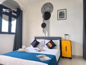Meridin Sovo 1Bed Modern Sunny Pool View By STAY