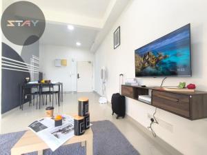 Meridin Sovo 1Bed Modern Sunny Pool View By STAY