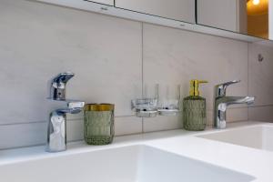 Chocolate Suite Kilchberg - 80 qm, 2 Schlafzimmer, Balkon mit Seeblick & kostenloser Parkplatz