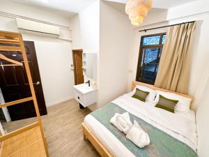 Bangkok Neighborhouse