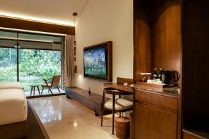 Manohara Borobudur Cultural Center