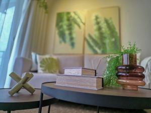 Garden Breeze Penthouse & Pool View l Ghibli 401