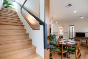 2 Houses, 1 Booking, Great Location