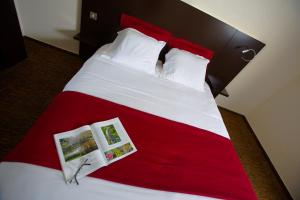 Hotels Hotel Akena De Clermont-Creil : photos des chambres