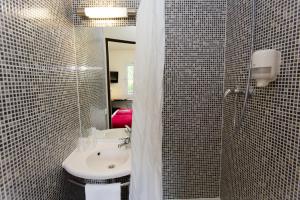 Hotels Hotel Akena De Clermont-Creil : photos des chambres