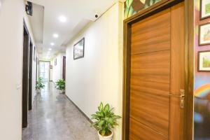 FabHotel Nirvana Residency