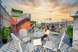 FabHotel Prime Jalsa - Nr Axis Mall