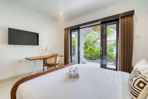 Villa Unagi Chic 2BR Tropical Escape in Canggu