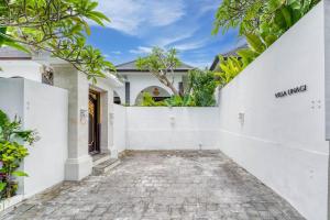 Villa Unagi Chic 2BR Tropical Escape in Canggu