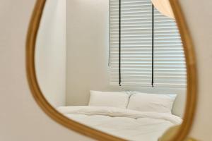 Casa Amarilla 6 minutes on foot from Hongik University Station