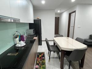 FPT PLAZA 2, Phenthouse, Apartment 3 bedroom, 2 toilét, chỉ cho thuê dài hạn